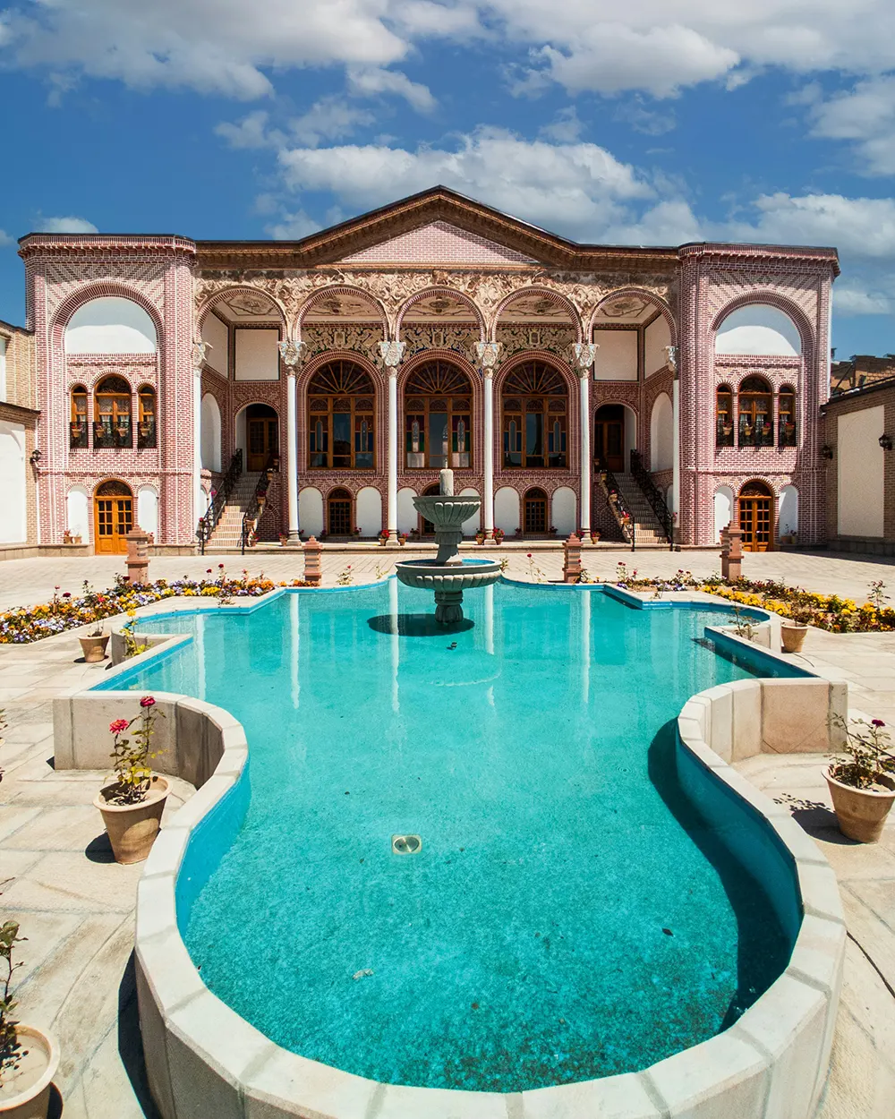 شهر اولین‌ها